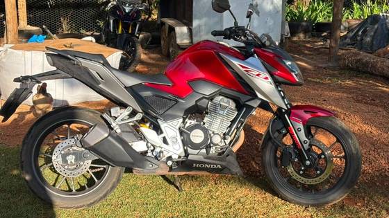 HONDA CB 300F TWISTER ABS HONDA CB 300F TWISTER ABS